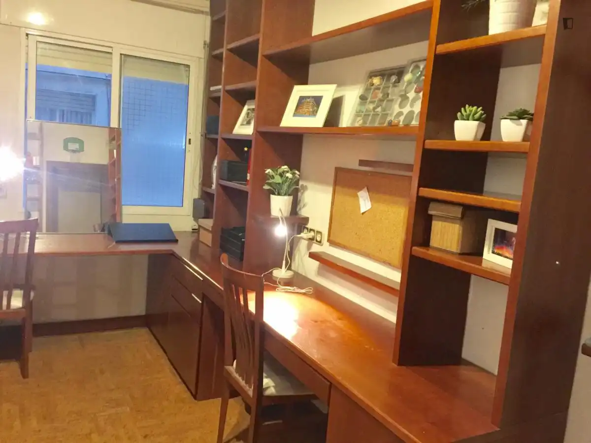 Apartamento para compartir en Barcelona con Aire acondicionado, Calefacción y Amueblado