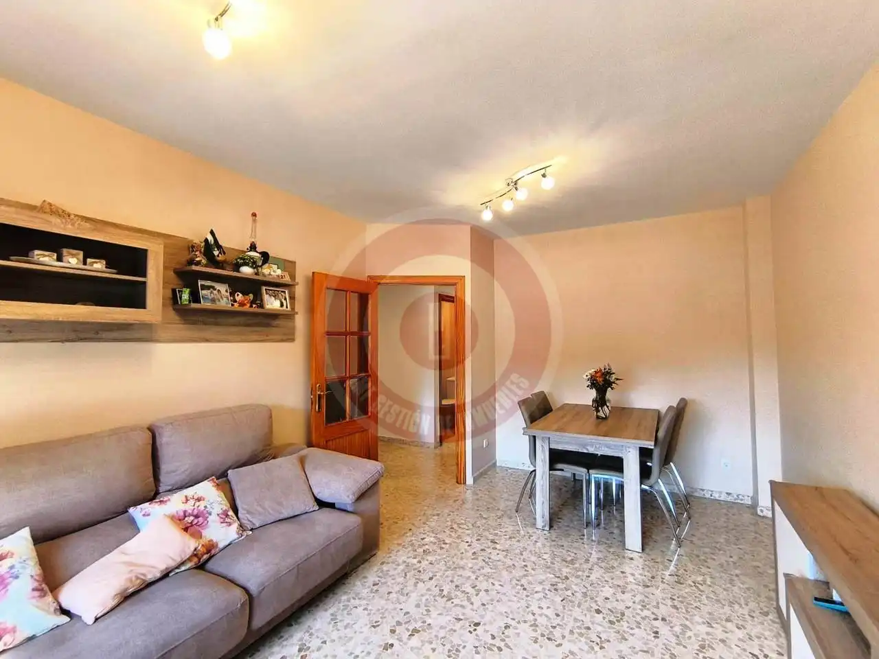 Wohnzimmer von Einfamilien-Reihenhaus zum Verkauf in Vélez-Málaga mit Klimaanlage, Terrasse und Balkon