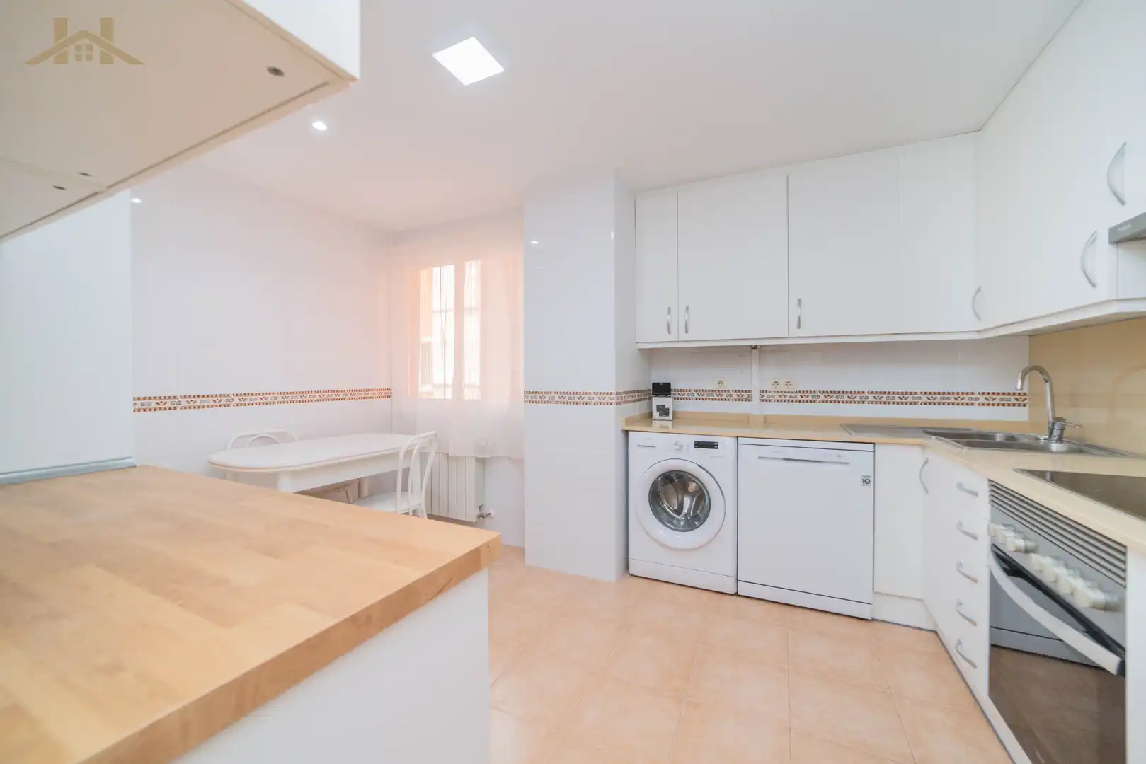 Cocina de Piso en venta en Boadilla del Monte con Aire acondicionado, Calefacción y Parquet