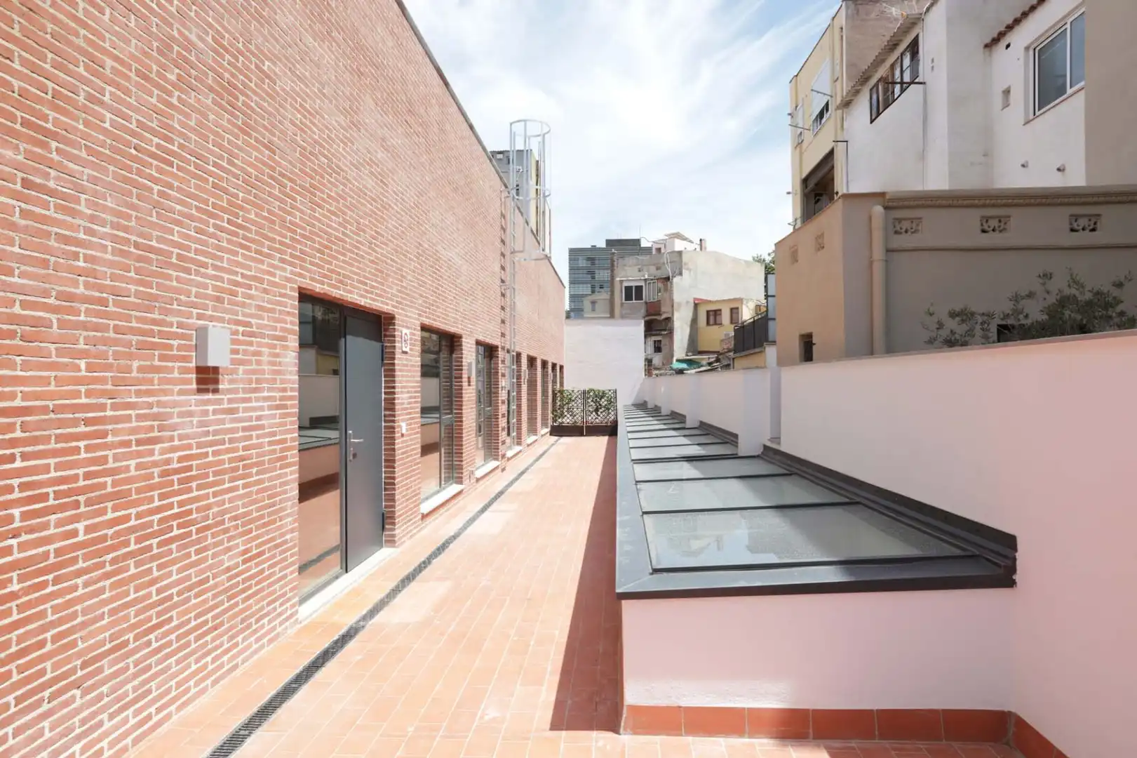 Mixed residential with lift to rent in Sant Martí, imagen 26