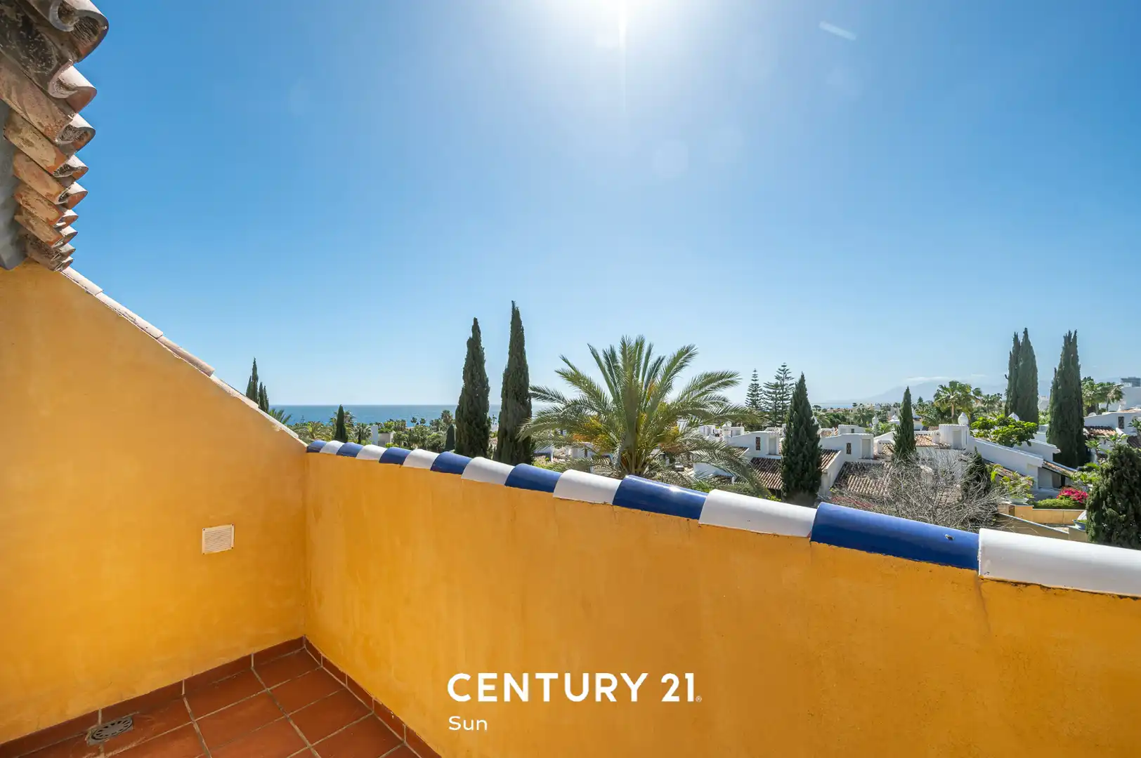 Exterior view of Attic for sale in Marbella  with Air Conditioner, Heating and Terrace