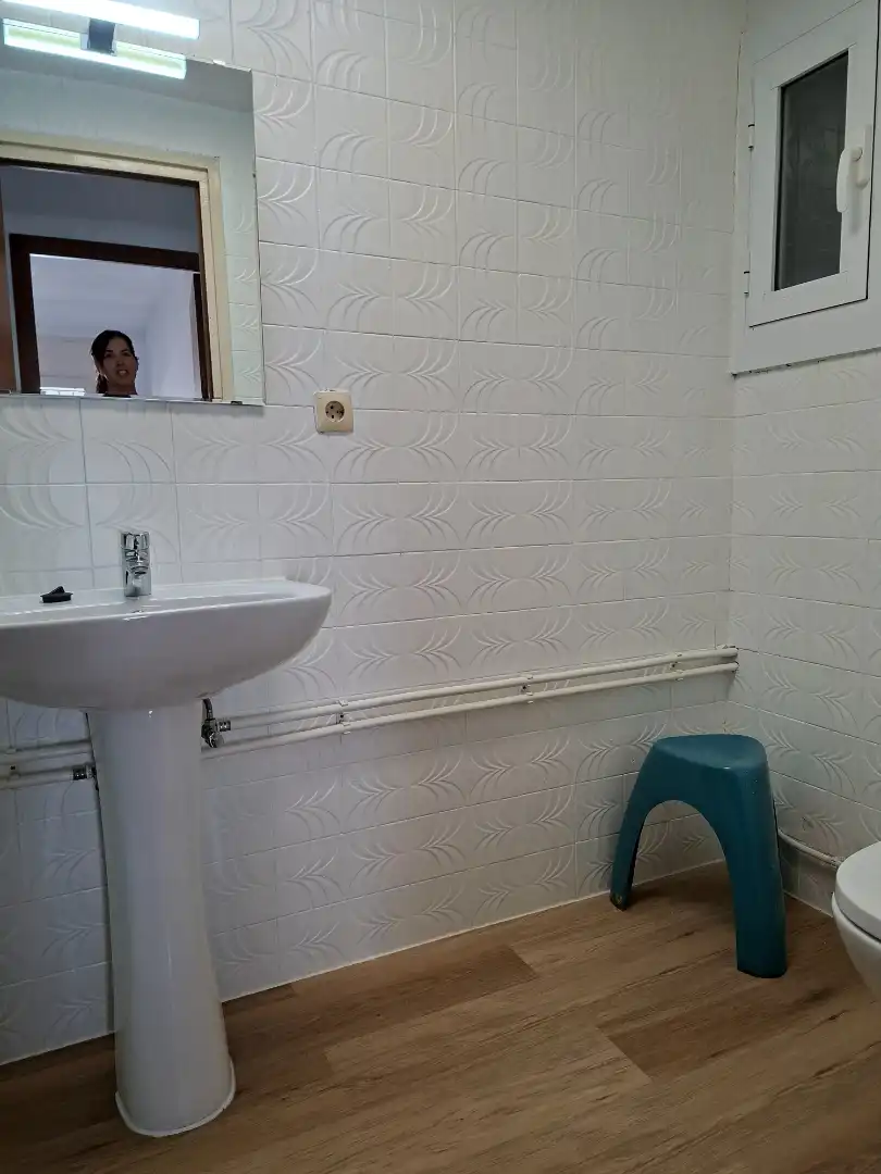 Badezimmer von Wohnung zur Miete in Pineda de Mar mit Terrasse, Möbliert und Ofen