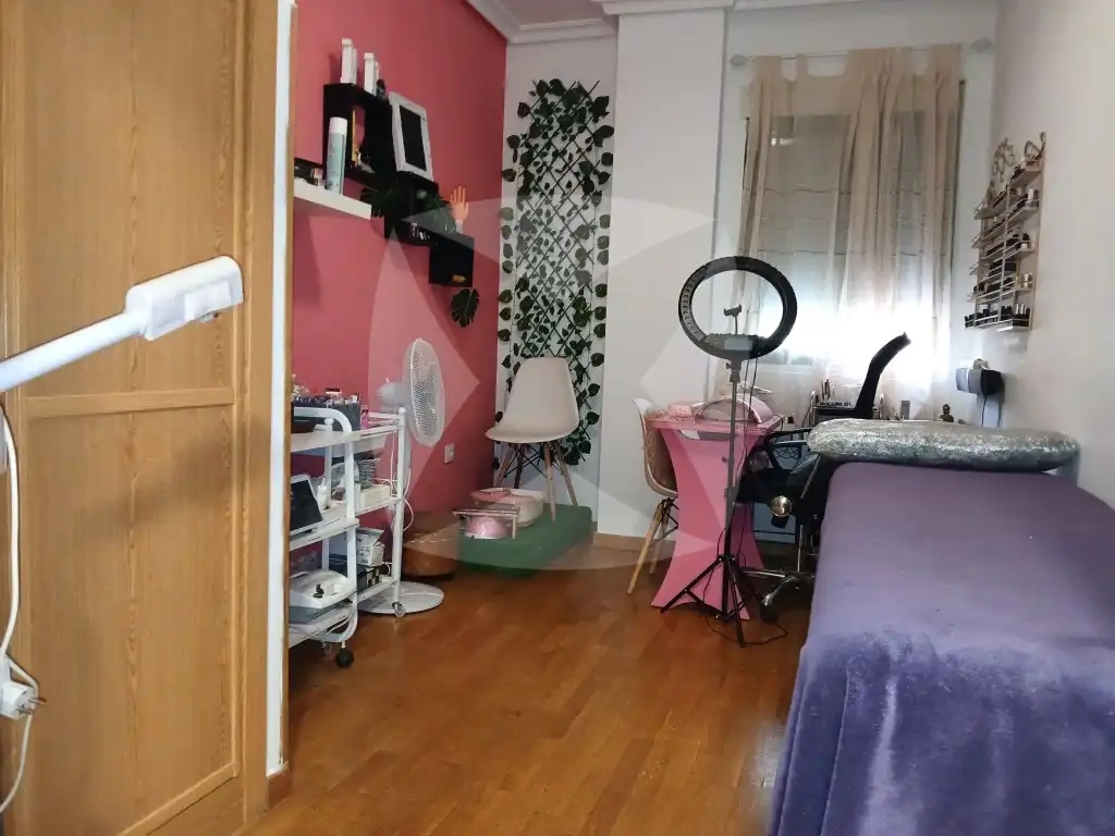 Bedroom of Flat for sale in Badajoz  with Terrace, Oven and Microwave