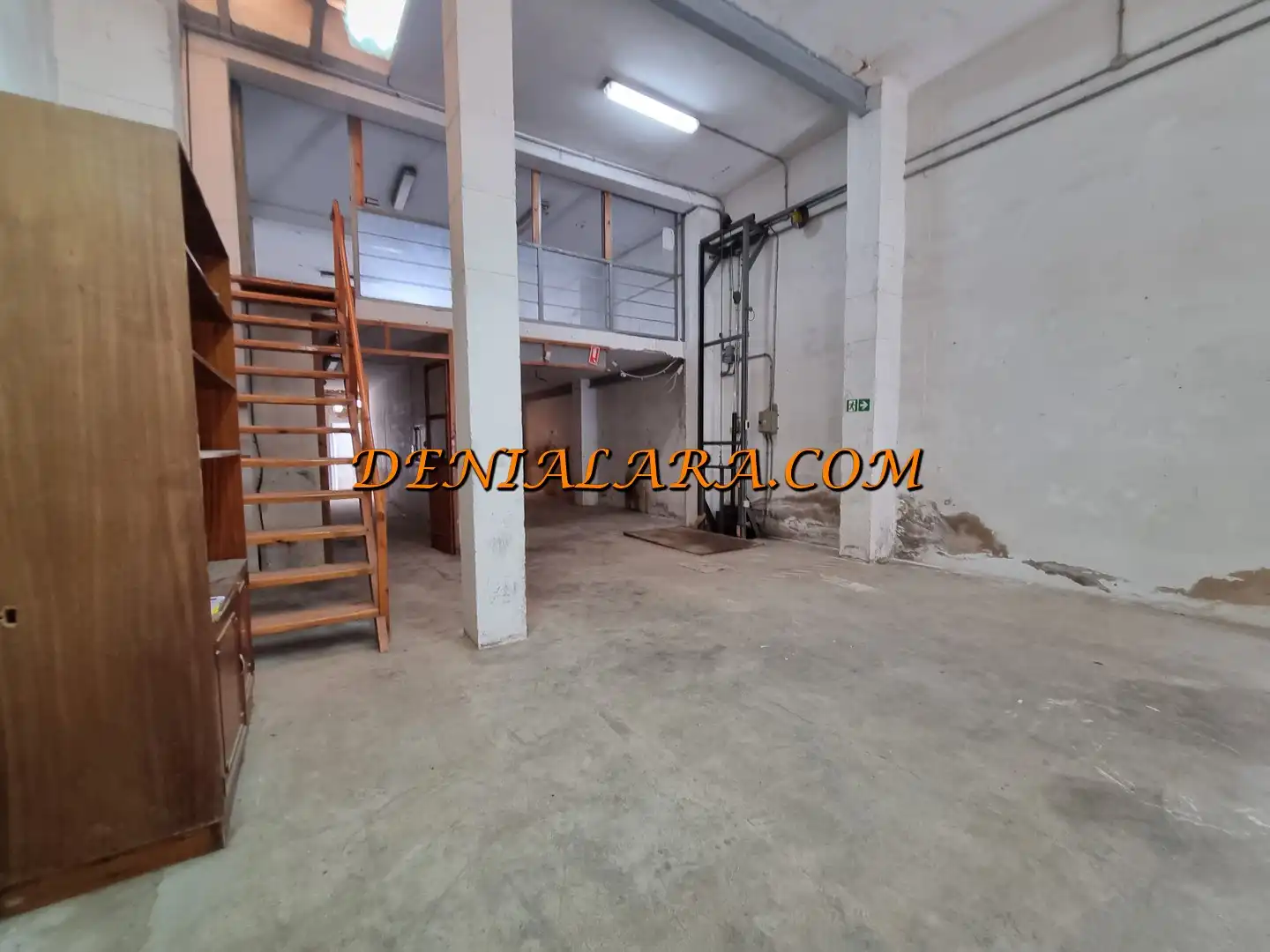 Commercial properties for rent in Pego