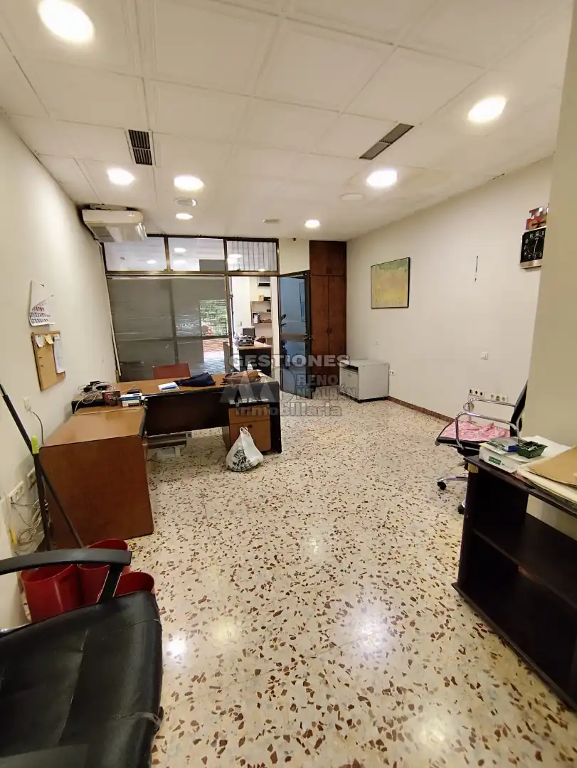 Business premises for sale in Calle Pintor Francisco Pradilla