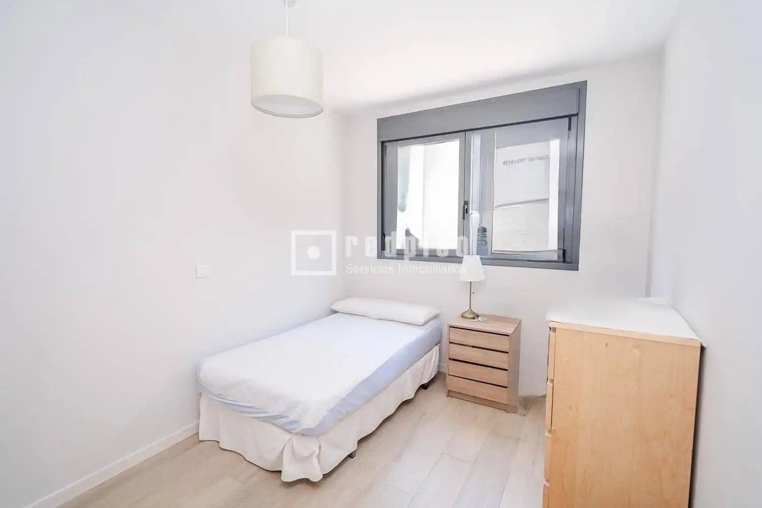 Habitación de Piso en venta en Getafe con Aire acondicionado, Calefacción y Jardín privado