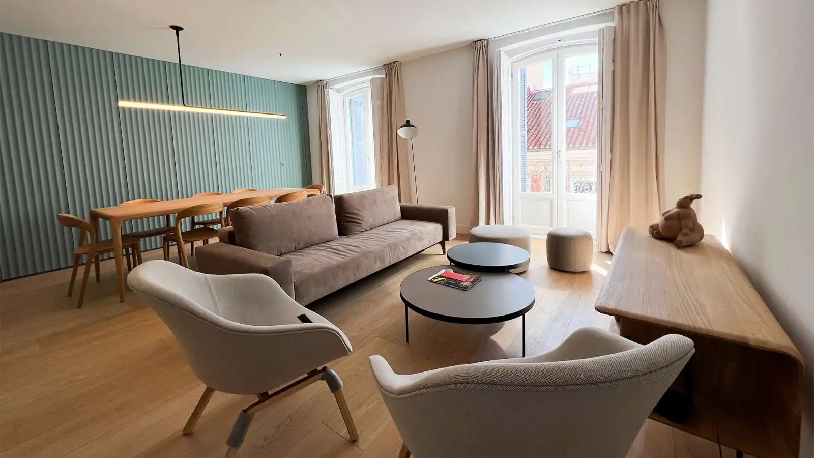Living room of Apartments for share in  Madrid Capital  with Air Conditioner, Terrace and Furnished