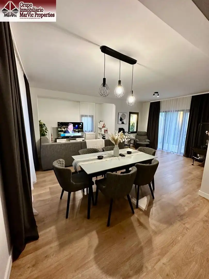 Sala de estar de Casa o chalet en venta en Benidorm con Aire acondicionado, Terraza y Piscina
