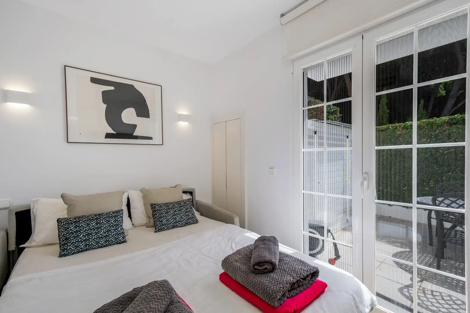 Dormitori de Casa adosada en venda en Marbella amb Aire condicionat, Jardí privat i Terrassa