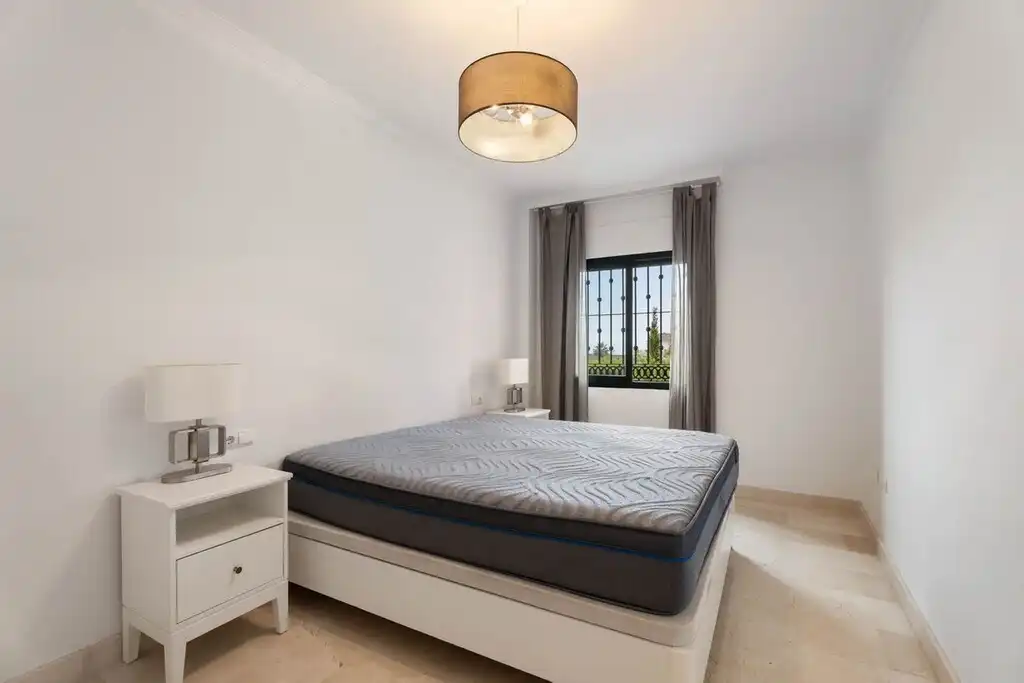 Bajo con piscina en venta en Elviria - Cabopino, imagen 14