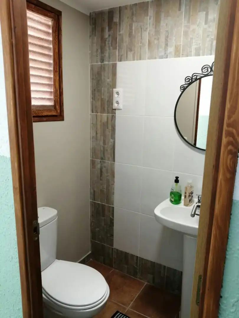 Bathroom of Flat for share in Barcelona  with Washing machine