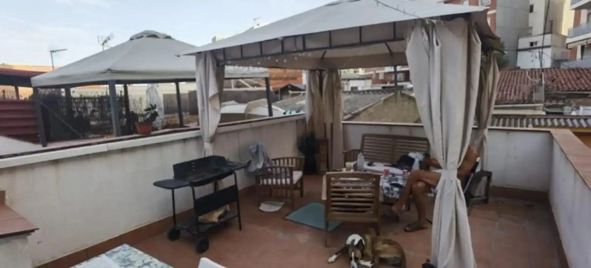 Terrasse von Maisonette zur Miete in Barcelona mit Möbliert und Mikrowelle