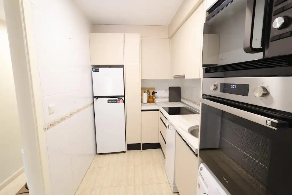 Cocina de Apartamento de alquiler en Orihuela con Aire acondicionado, Amueblado y Balcón