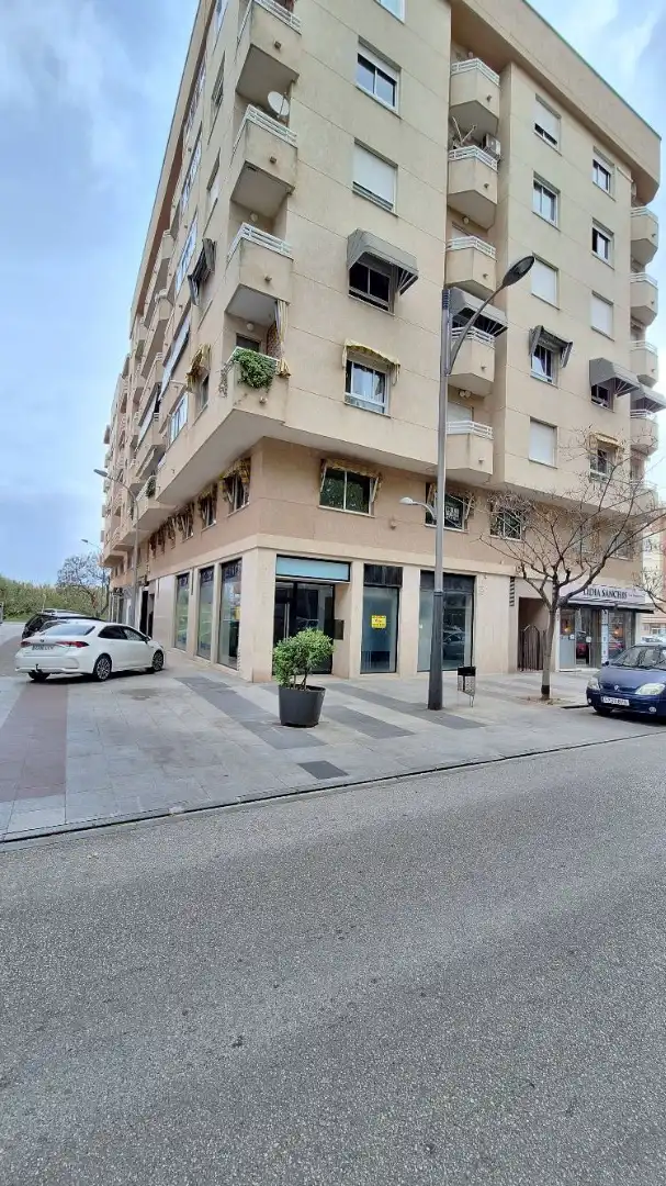 Vista exterior de Oficina en venta en Oliva con Aire acondicionado, Calefacción y Terraza