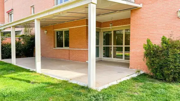 Terraza de Piso de alquiler en Madrid con Aire acondicionado, Jardín privado y Trastero