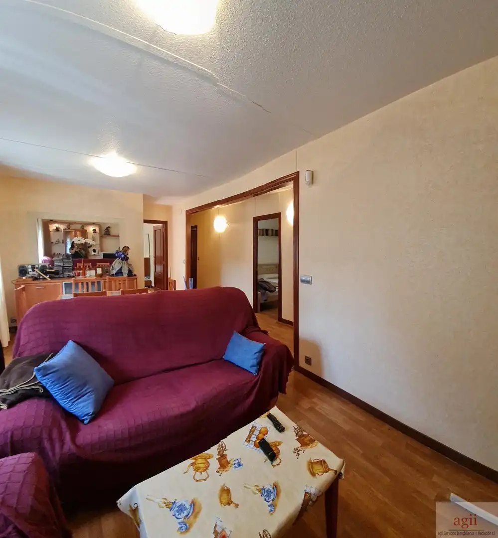 Living room of Houses for sale in Trillo  with Alarm and Community pool