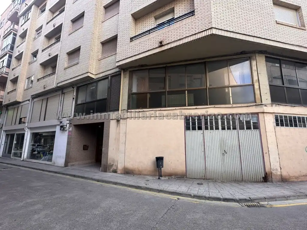 Exterior view of Office for sale in Nájera  with Heating