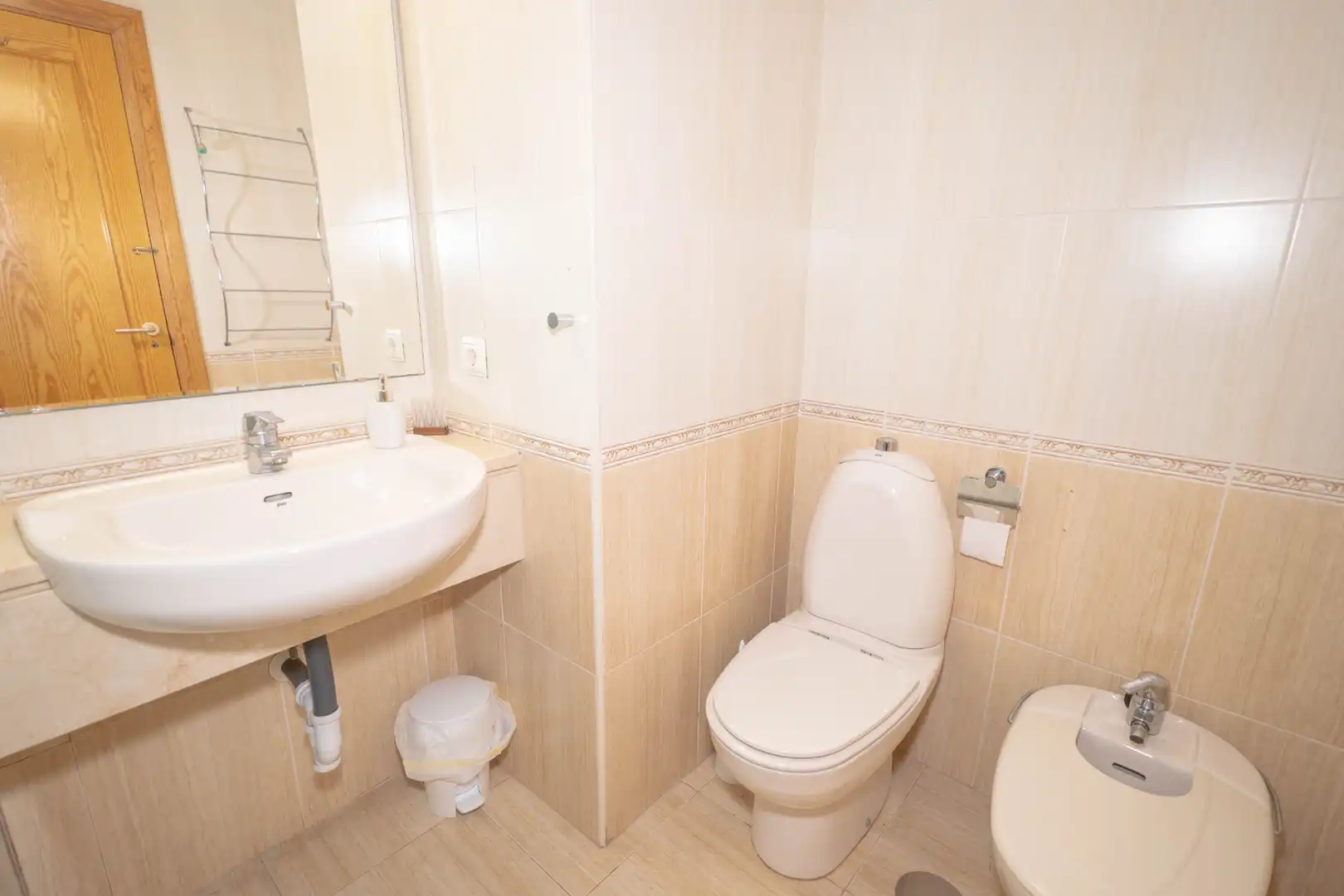 Baño de Piso en venta en El Ejido con Aire acondicionado, Terraza y Trastero