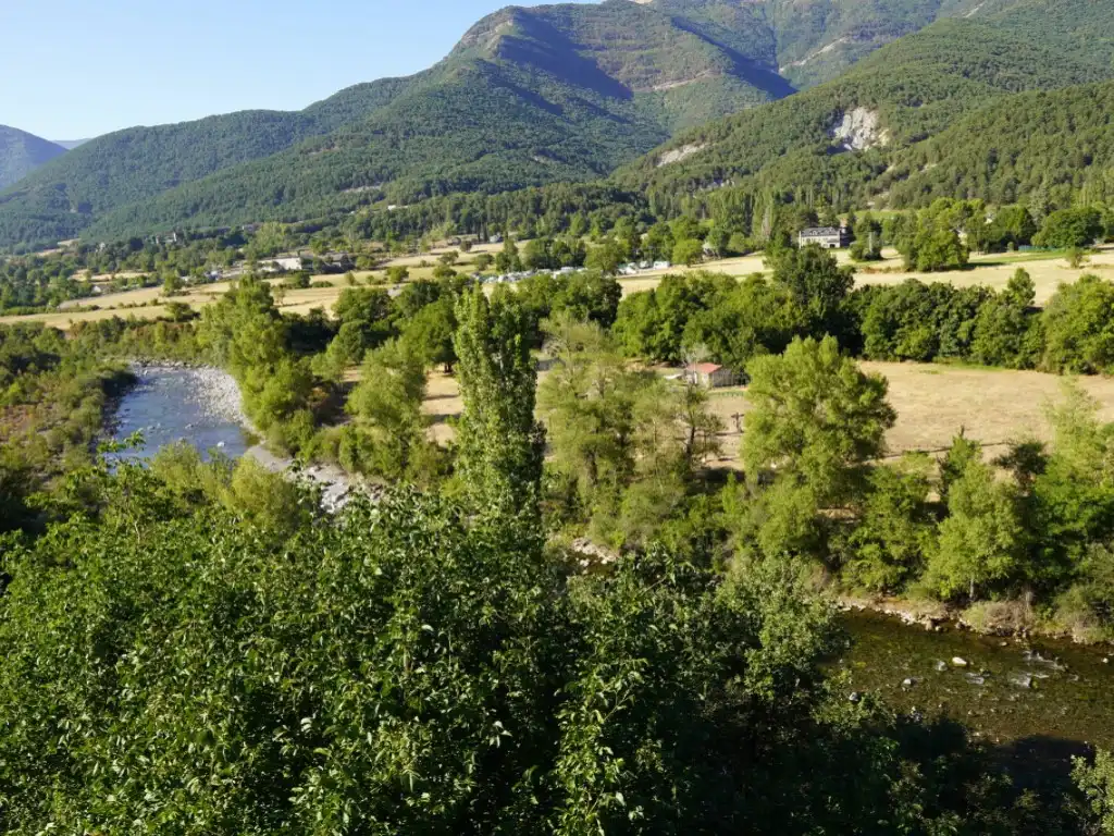 Vista exterior de Piso en venta en Fiscal