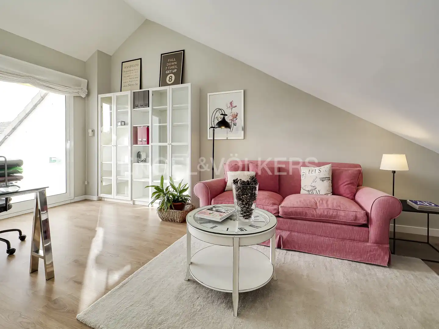 Sala d'estar de Casa adosada de lloguer en Sant Cugat del Vallès amb Aire condicionat, Calefacció i Jardí privat