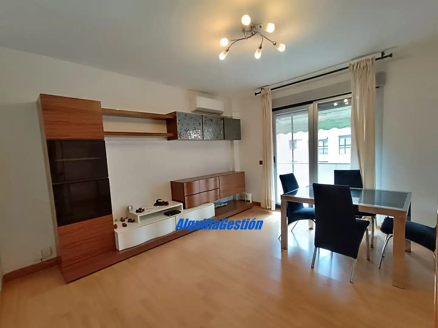 Appartamento con ascensore in vendita a Casco Histórico, imagen 2