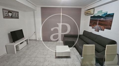 Foto 2 de Piso de alquiler en Avinguda de Pérez Galdós, Nou Moles, Valencia Capital