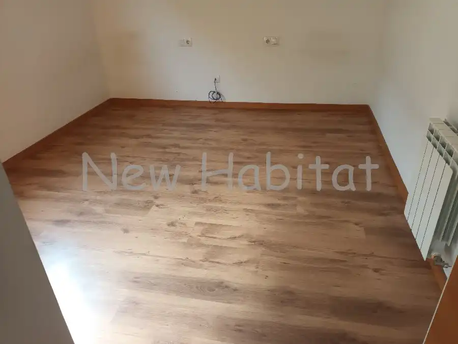 Habitación de Casa adosada en venta en Castellón de la Plana / Castelló de la Plana con Aire acondicionado, Jardín privado y Terraza