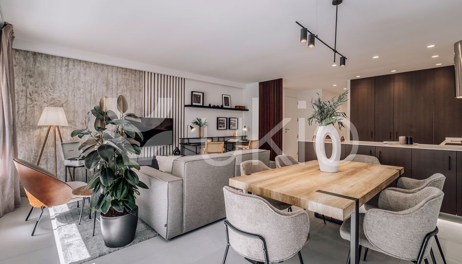 Apartamento de alquiler en Calle del Monte Esquinza, Almagro - Imagen 3