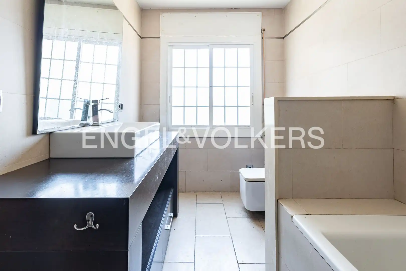 Baño de Casa o chalet en venta en Llinars del Vallès con Calefacción y Jardín privado