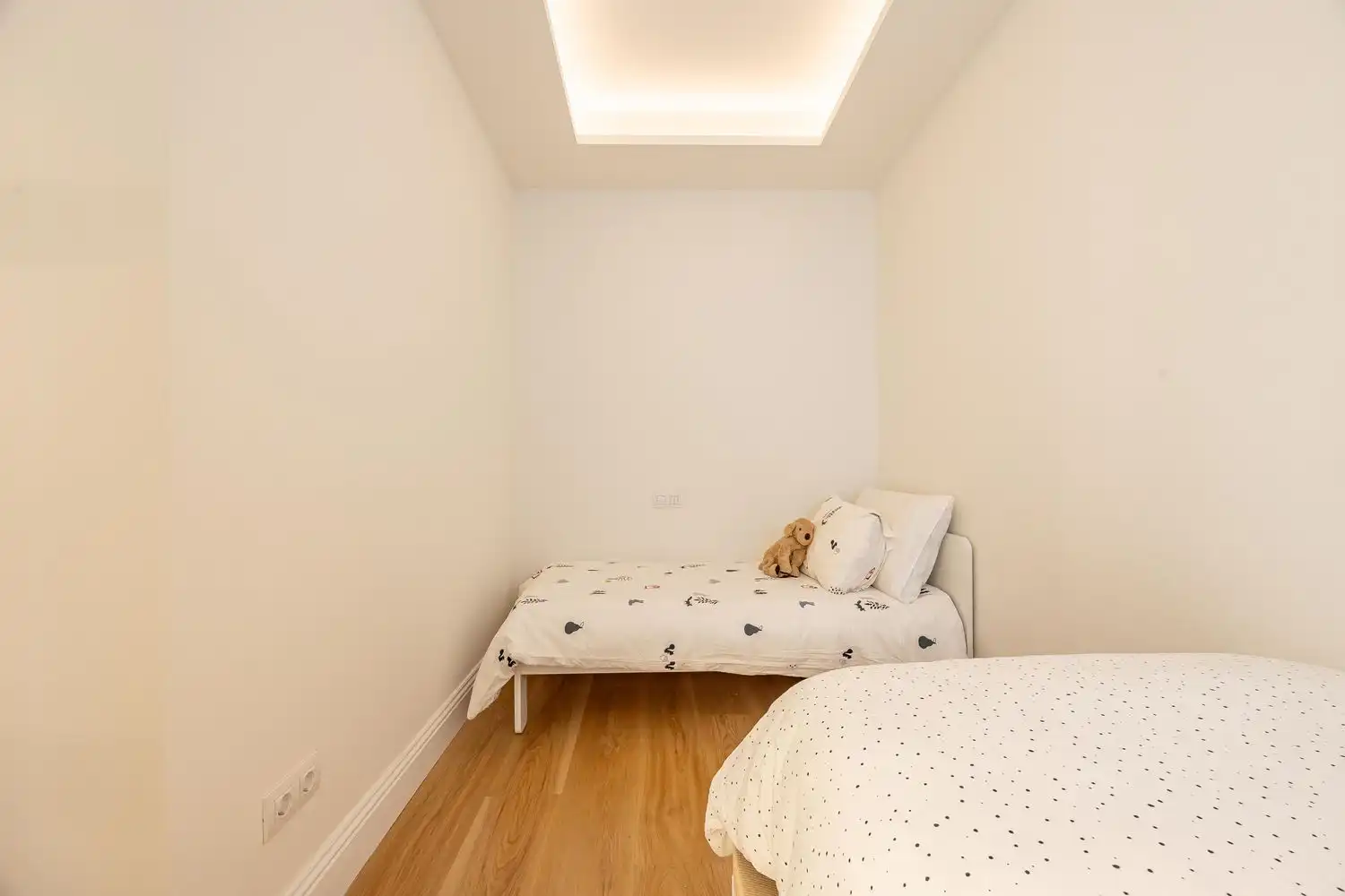 Schlafzimmer von Dachboden zum Verkauf in Las Palmas de Gran Canaria mit Klimaanlage, Terrasse und Möbliert