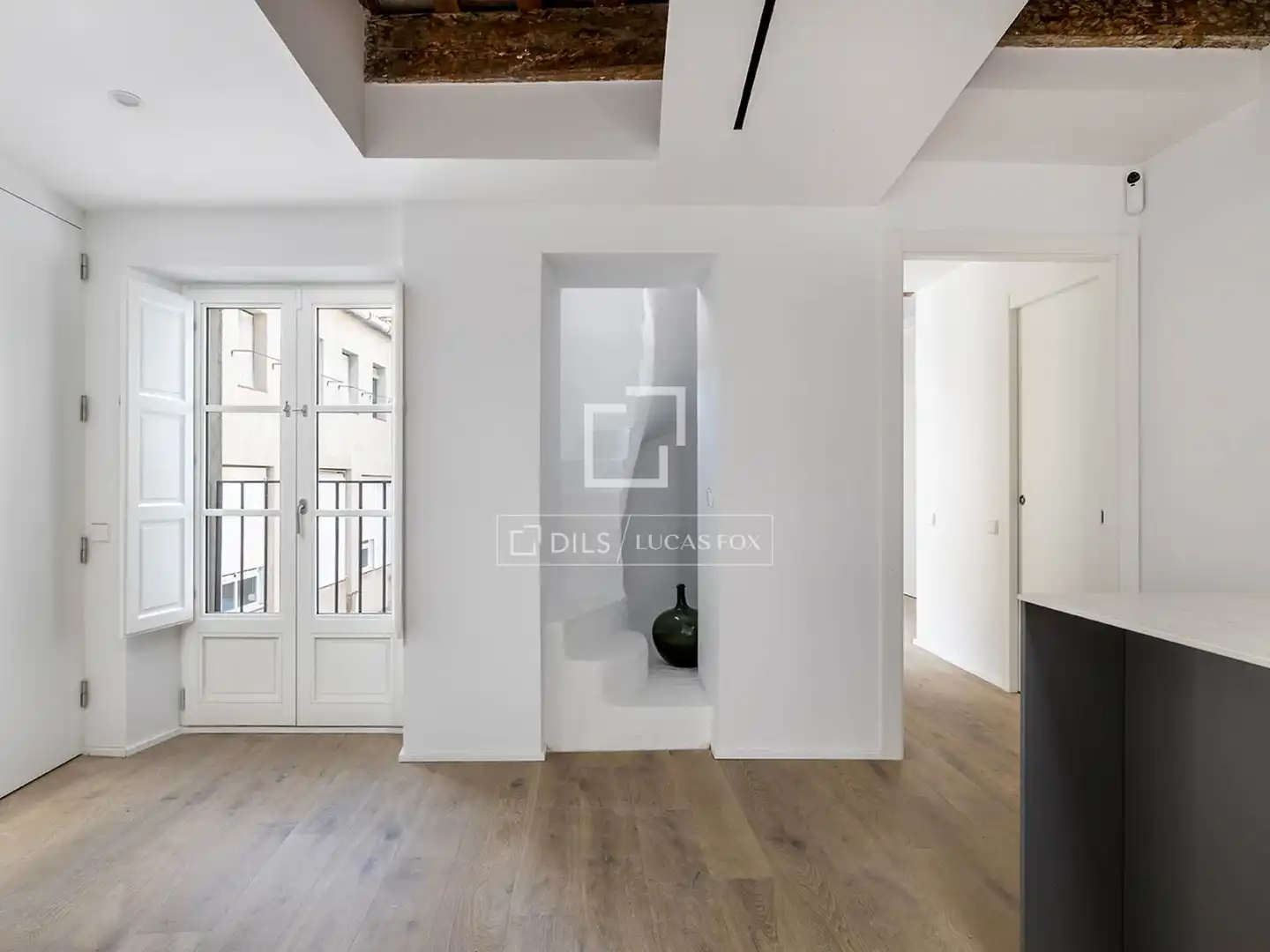 Wohnung zum Verkauf in Barcelona mit Klimaanlage, Heizung und Parkett