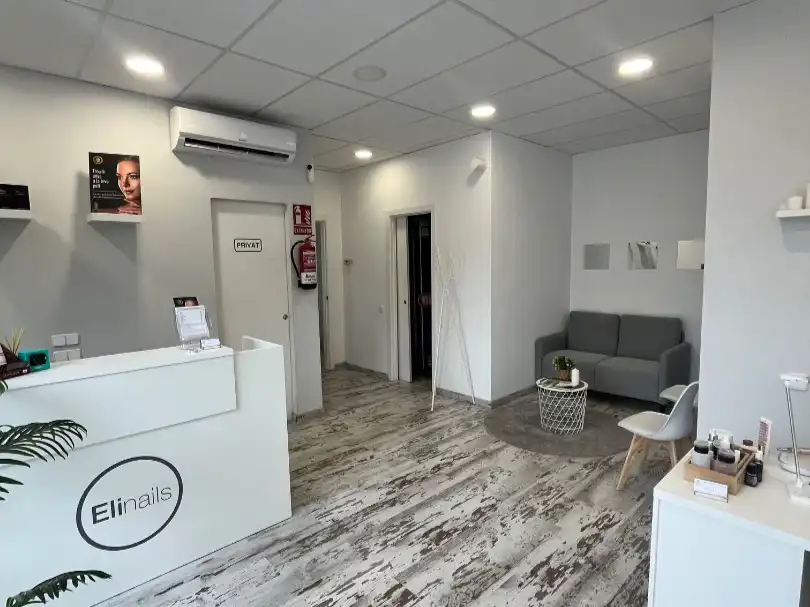 Local comercial en traspaso en Carrer caramelles 11, imagen 3