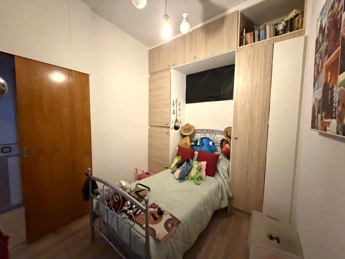 Habitación de Piso en venta en Barcelona con Aire acondicionado y Amueblado