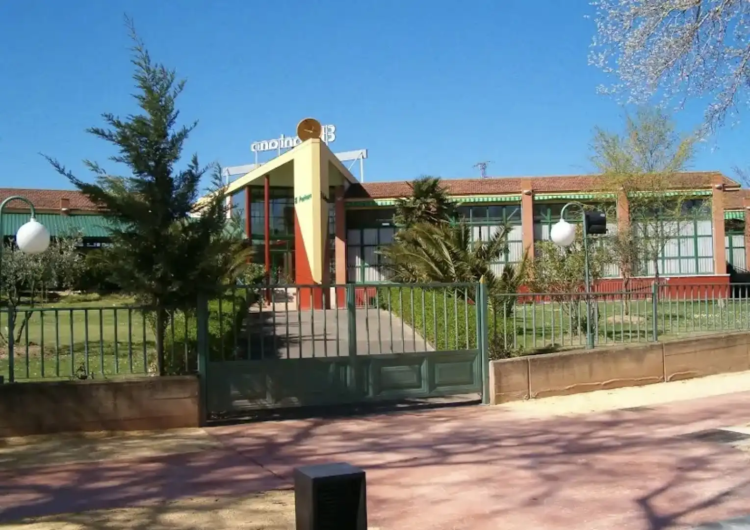 Business premises for sale in Logroño - PANTANO DE LA GRAJERA