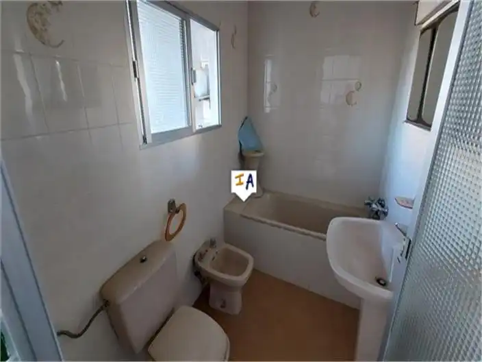 Baño de Casa adosada en venta en Algarinejo con Terraza, Trastero y Internet