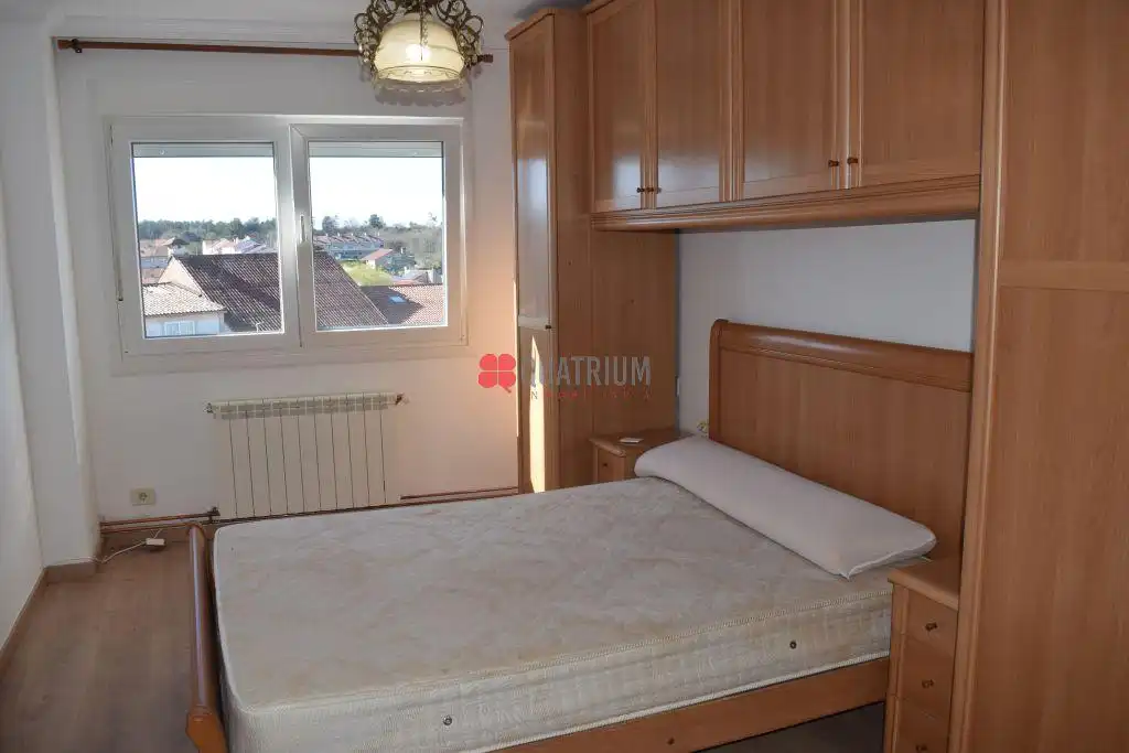 Habitación de Piso en venta en Santiago de Compostela  con Trastero
