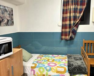 Bedroom of Flat to rent in L'Hospitalet de Llobregat  with Air Conditioner, Heating and Furnished