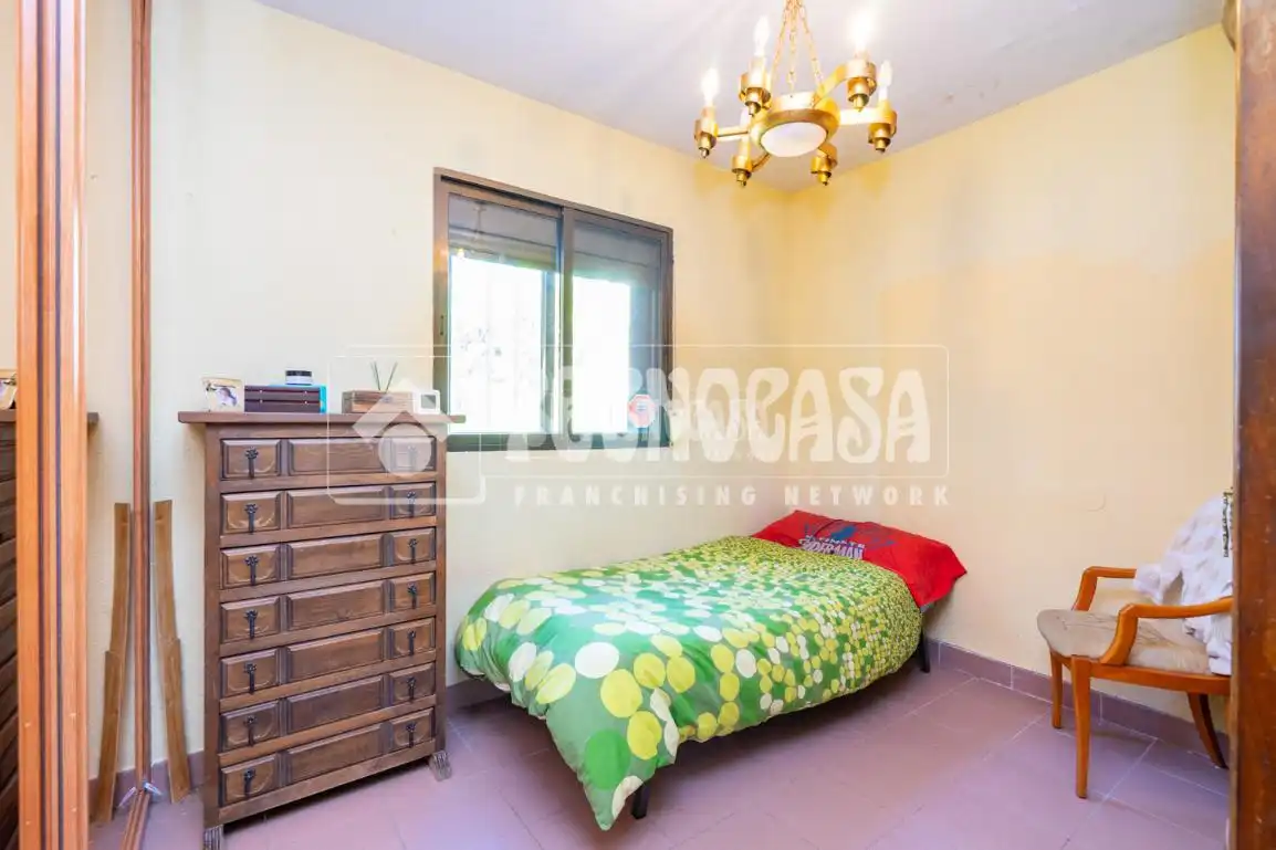 Habitación de Casa o chalet en venta en Colmenar Viejo con Calefacción