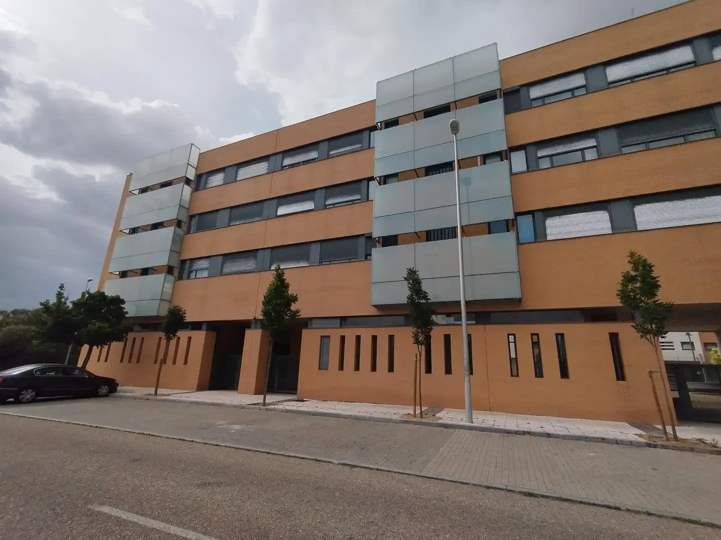 Vista exterior de Garatge en venda en Valladolid