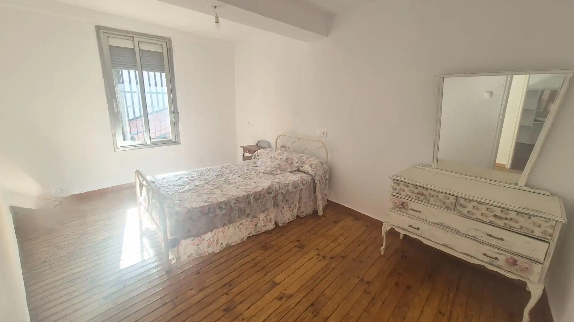Bedroom of Flat for sale in La Alberca   with Heating