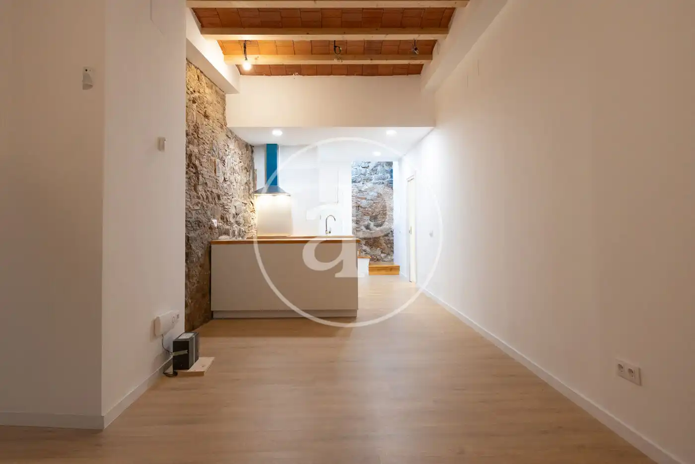 Wohnung zum Verkauf in Barcelona mit Klimaanlage und Heizung