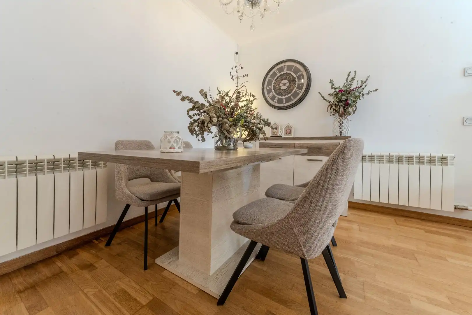 Comedor de Planta baja en venta en Sabadell con Aire acondicionado, Calefacción y Jardín privado