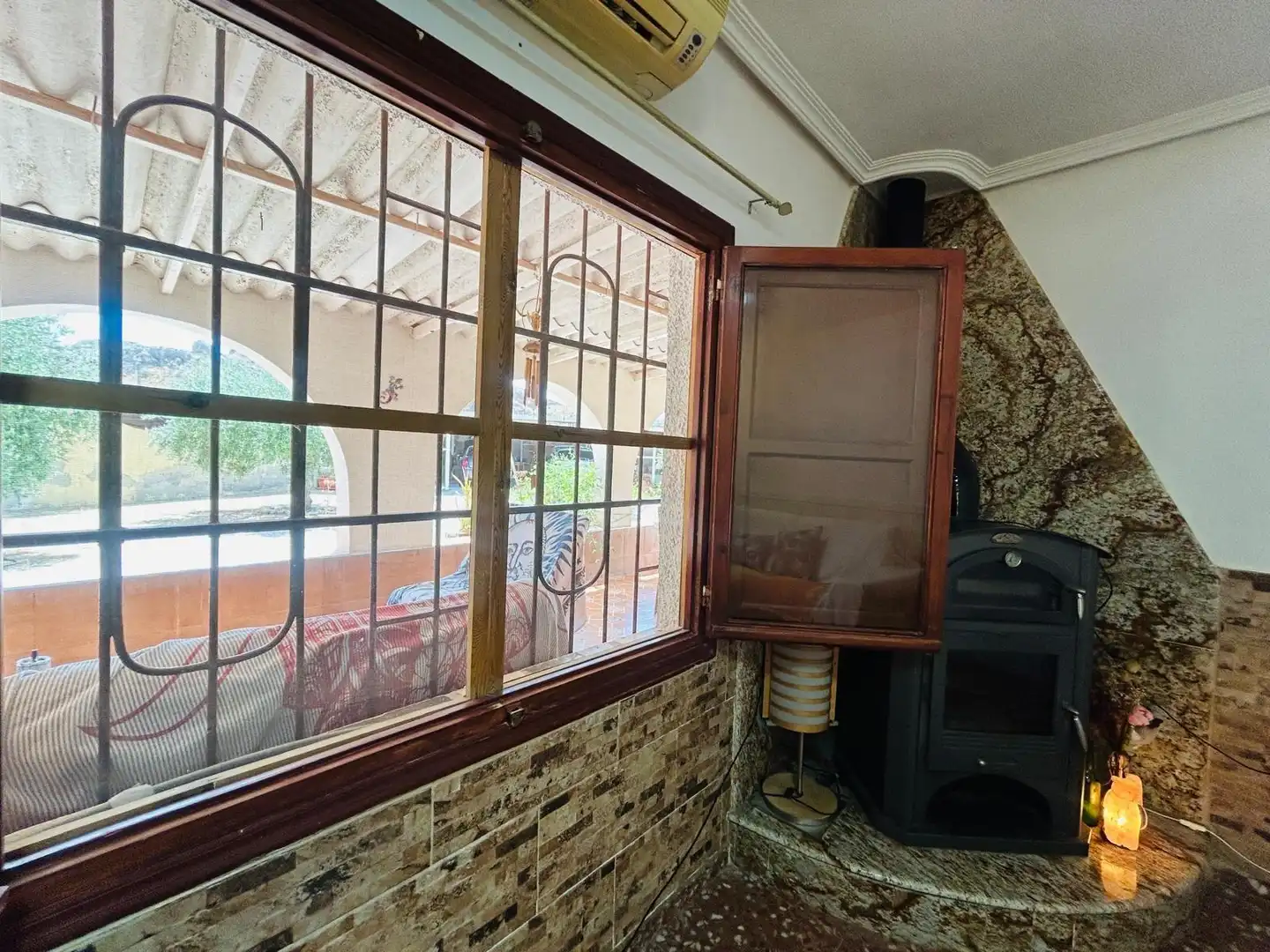 Casa o xalet en venda en Alicante / Alacant amb Aire condicionat, Calefacció i Jardí privat