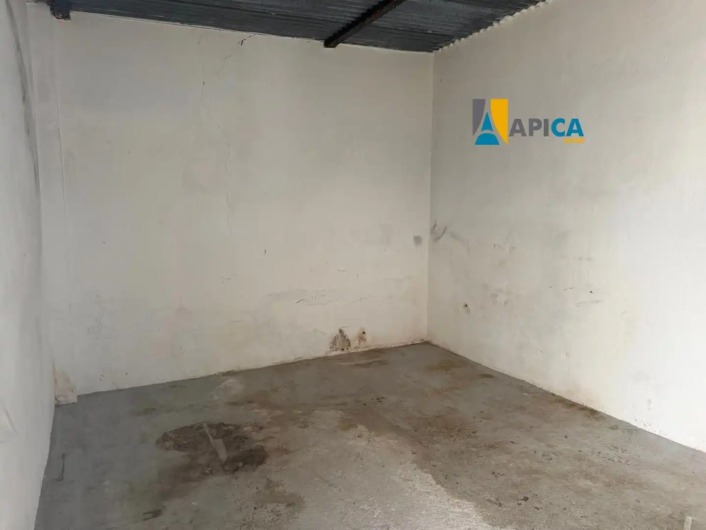 Detached homes for sale in Chiclana de la Frontera  with Storage room