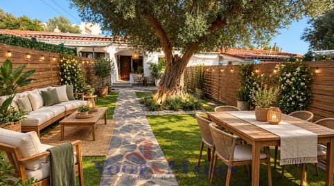 Acogedora casa pareada con jardín y parking en Mas Boscà, Roses