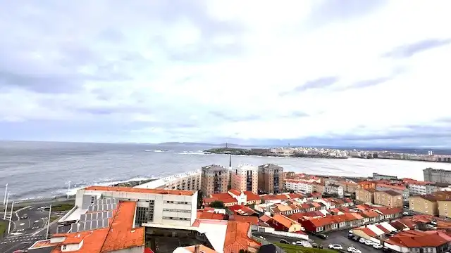 Vista exterior de Piso en venta en A Coruña Capital  con Calefacción, Parquet y Trastero
