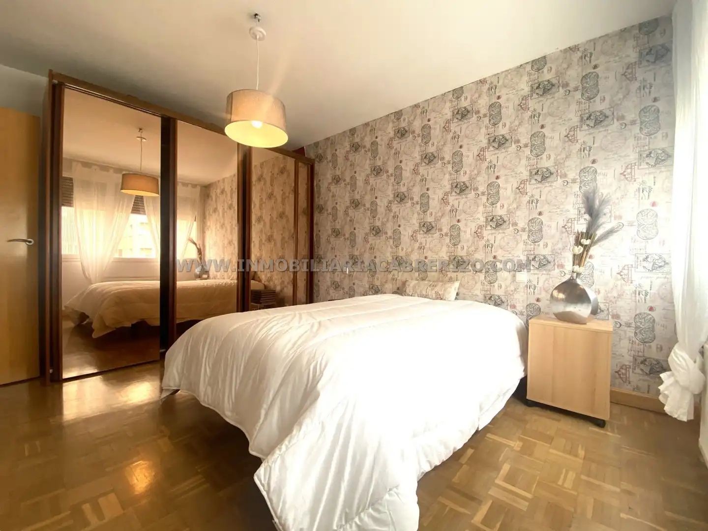 Habitación de Piso en venta en Barañáin / Barañain con Calefacción, Parquet y Horno