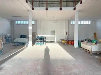 Nave industrial en venta en Santa Cruz de Bezana