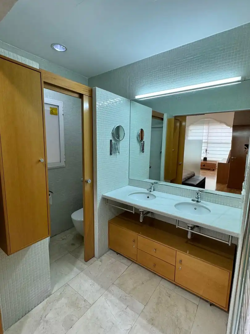 Baño de Piso en venta en Valencia con Aire acondicionado, Calefacción y Trastero