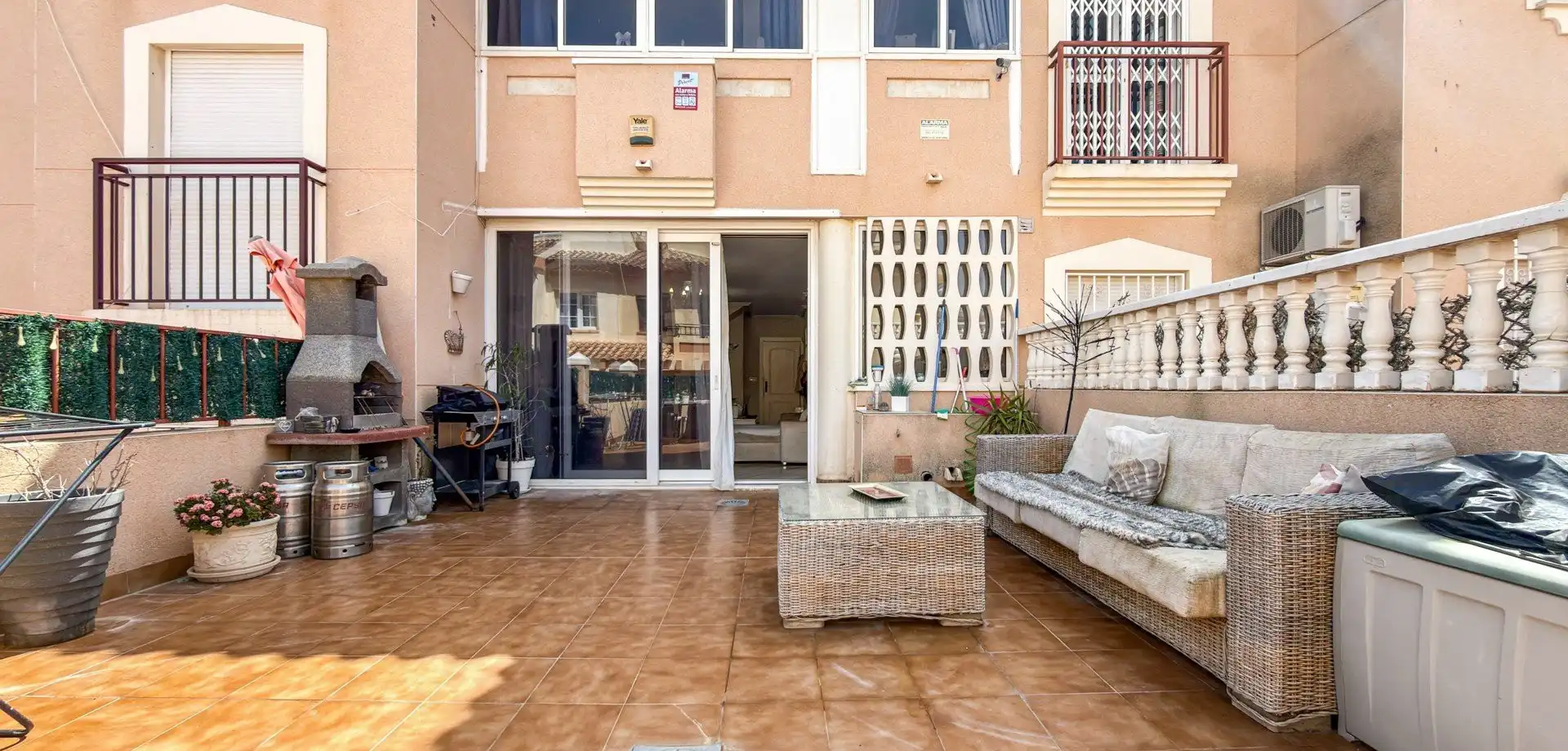 Terrassa de Finca rústica en venda en Orihuela amb Terrassa, Traster i Moblat